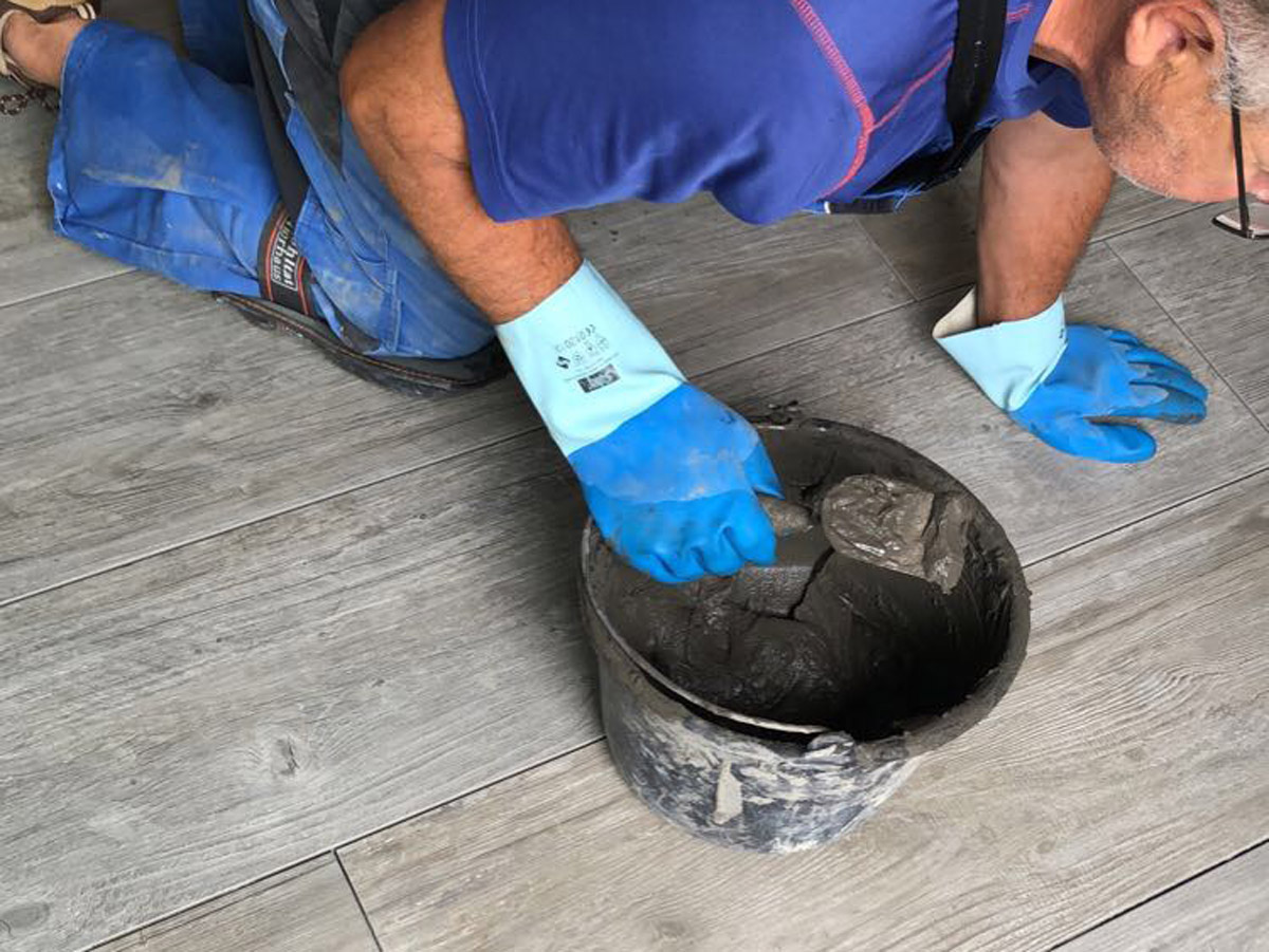 Verlegen von Fliesen